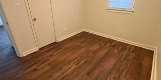1810 Laurel Street Gallery 7