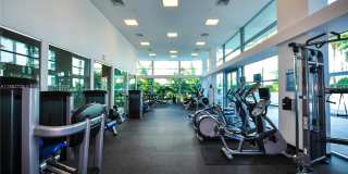 2950 NE 188th St Gallery 26