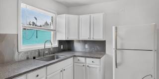 $1675 - Fitzgerlad Brick 3 Bedroom 2 Bath Gallery 13