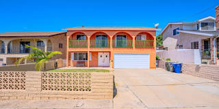 4 Bedroom 3 bath house with 2 Car Garage Gallery 1