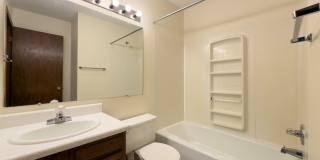 Fairway Hills Doral Apartments Gallery 24