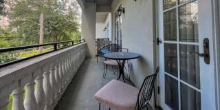 2064 HERSCHEL Street Gallery 20