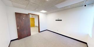 4770 Indianola Ave Gallery 17