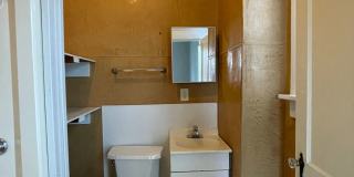 PRELEASING for AUGUST! Close to Campus: In-Unit Washer/Dryer + LOFT Gallery 11