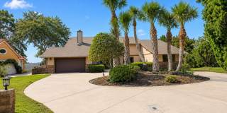 Luxury Golf Course Pool Home with 5 Bedrooms, Private Spa & Stunning 9th Green Views! Gallery 1