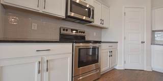 Three Bedroom with Bonus! Gallery 13