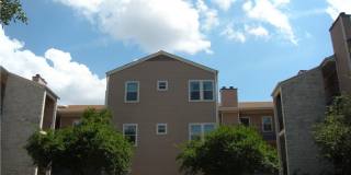 Winchester on West Campus - Huge 2Bd /2Ba - W/D - Reserved Parking - Fireplace - $1600 Gallery 3