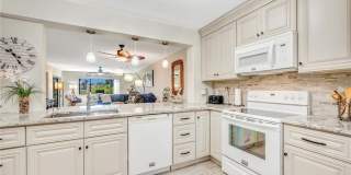 9901 Sunset Cove Lane Gallery 10