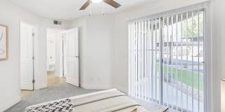 Meadow Glen Apartments Gallery 17