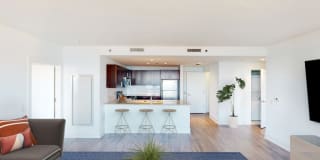 Shoreland Apartments Gallery 15