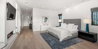 523 N Harper Ave Gallery 12