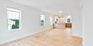 Beautifully Updated Two Bedroom Townhouse! Beautifully Updated Two Bedroom Townhouse! Gallery 9