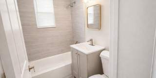 2026 Move-In Special – $500 LEASE SIGNING BONUS!! Comfortable 2BR Condo with Easy Metro Access Gallery 1