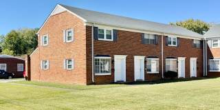 Adorable 2 Bedroom Convenient to I-29, Shopping & More! - Fall Move in Special! Gallery 1