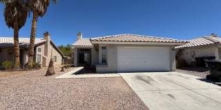 Charming 3 Bedroom Home with Optional Furnishings & Spacious Backyard Charming 3 Bedroom Home with Optional Furnishings & Spacious Backyard Gallery 1
