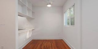 Poinciana Avenue Gallery 6