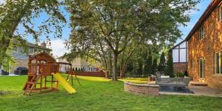 196 Rosedale Court Gallery 38