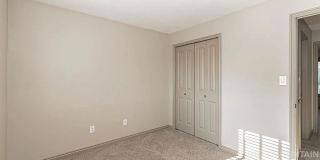 2221 Frontier Drive Gallery 21