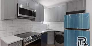 1721 East 8th Street Gallery 1