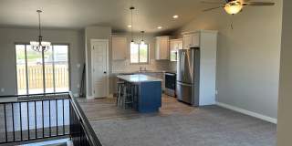 3 Bedroom, 2 Bath Box Elder Home for Rent ~ Minutes from Ellsworth AFB! Gallery 1