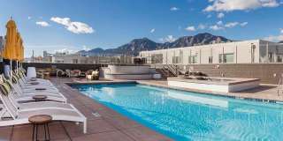 2-BDR Retreat with Rooftop Pool & Gym Gallery 32