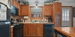 250 Brentwood Drive Gallery 7