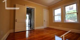Large 4 bed in Oak Square Gallery 4