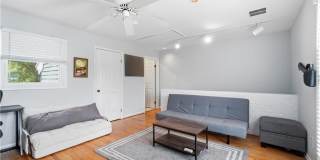 351 Pender Court Gallery 26