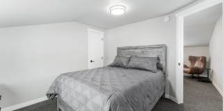 FURNISHED HOUSE! Short or Long Term! Large Newly Renovated Fully Furnished Modern 5 Bedroom Home with 3 Separate Living Rooms! Gallery 28