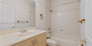 8401 SW 25th Ct Gallery 23
