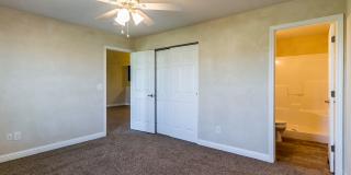 2 Bedroom, 2 Bathroom duplex with garage Gallery 45