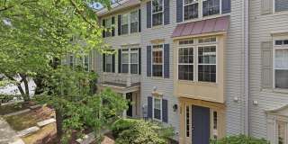986 HARRISON Circle Gallery 1