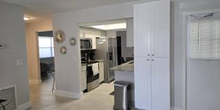 670 Nobles Street Gallery 6