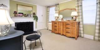 22 Garden Street Gallery 10