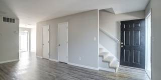 Colonial Village Gallery 19