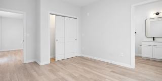 Crossline Gallery 24