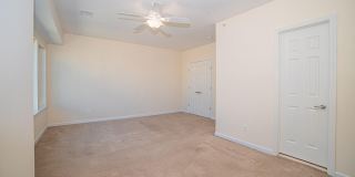 24 Robert Court Street Gallery 12