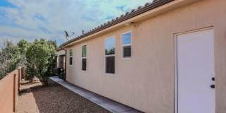 4 Bed, 3 Bath, 3 Car Garage for rent. Small Dog Allowed Gallery 49