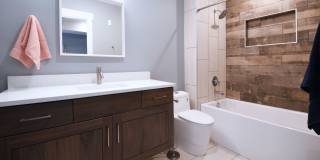 TOP FLOOR, ONE BEDROOM CONDO IN PROSPECTOR! Gallery 10