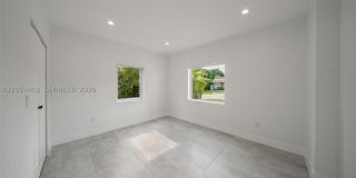 1935 SW 24th Ter Gallery 11