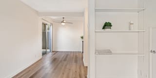 Pruneyard West Gallery 18