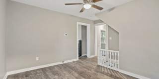 Recently Renovated 4 Bedroom Home in Swissvale - Available in March Gallery 22