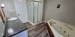 Spacious 3 Bed, 1 Bath Single Family Home! Gallery 1