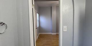 1705 Linden St Gallery 19