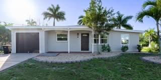 CLOSE TO HISTORIC DISTRICT AND PARKS Gallery 1