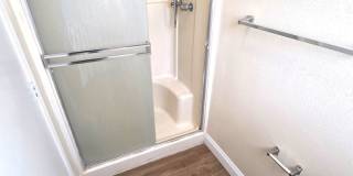 Large 3 Bedroom 2 Bath Home by Westfield School Gallery 12