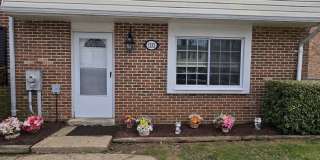 Spacious 4-Bedroom, 1.5-Bath Townhome in Battery Village – Havre de Grace, MD Gallery 1