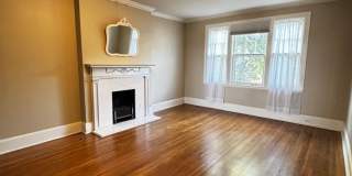 Immaculate 2/1.5/1 Condo off of Riverside Dr with a perfect river view from the top floor! Gallery 3