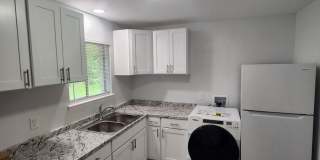 Chapel Hill/2BR Brookside Condo Gallery 1