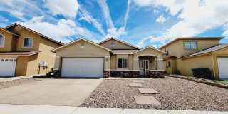 1520 PRICKLEY PEAR Drive Gallery 1